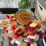 Amber - & Breakfast - Adults Only Jaktstuga *