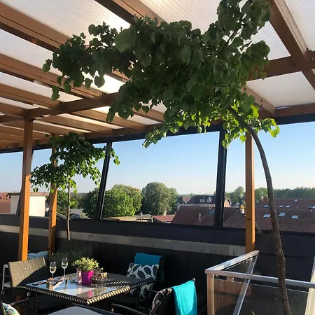 Amber Economy House &