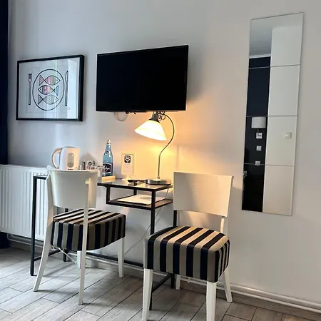 Amber Economy House &