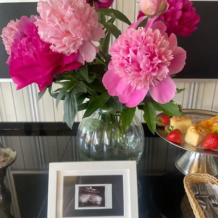 Amber Economy House & Hytte *