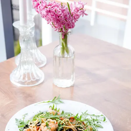 Amber Economy House &