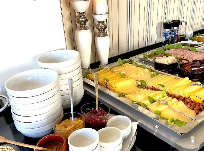 Amber Economy House & Alojamento de Turismo Selvagem Międzywodzie