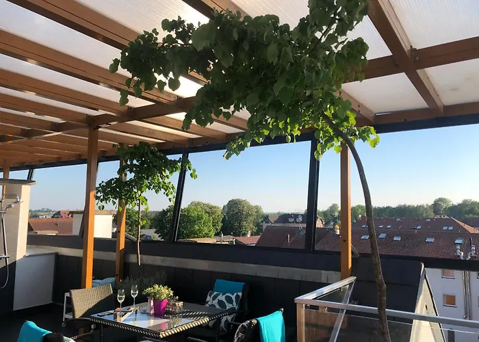 Amber Economy House &