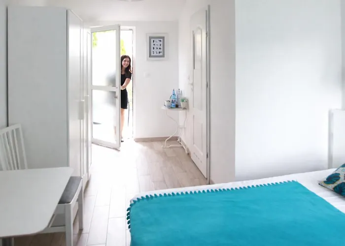 Amber Economy House & Orman Evi