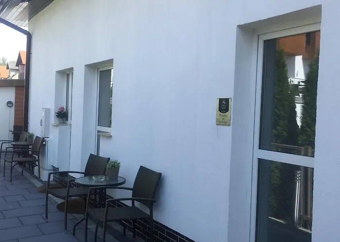 Amber Economy House &